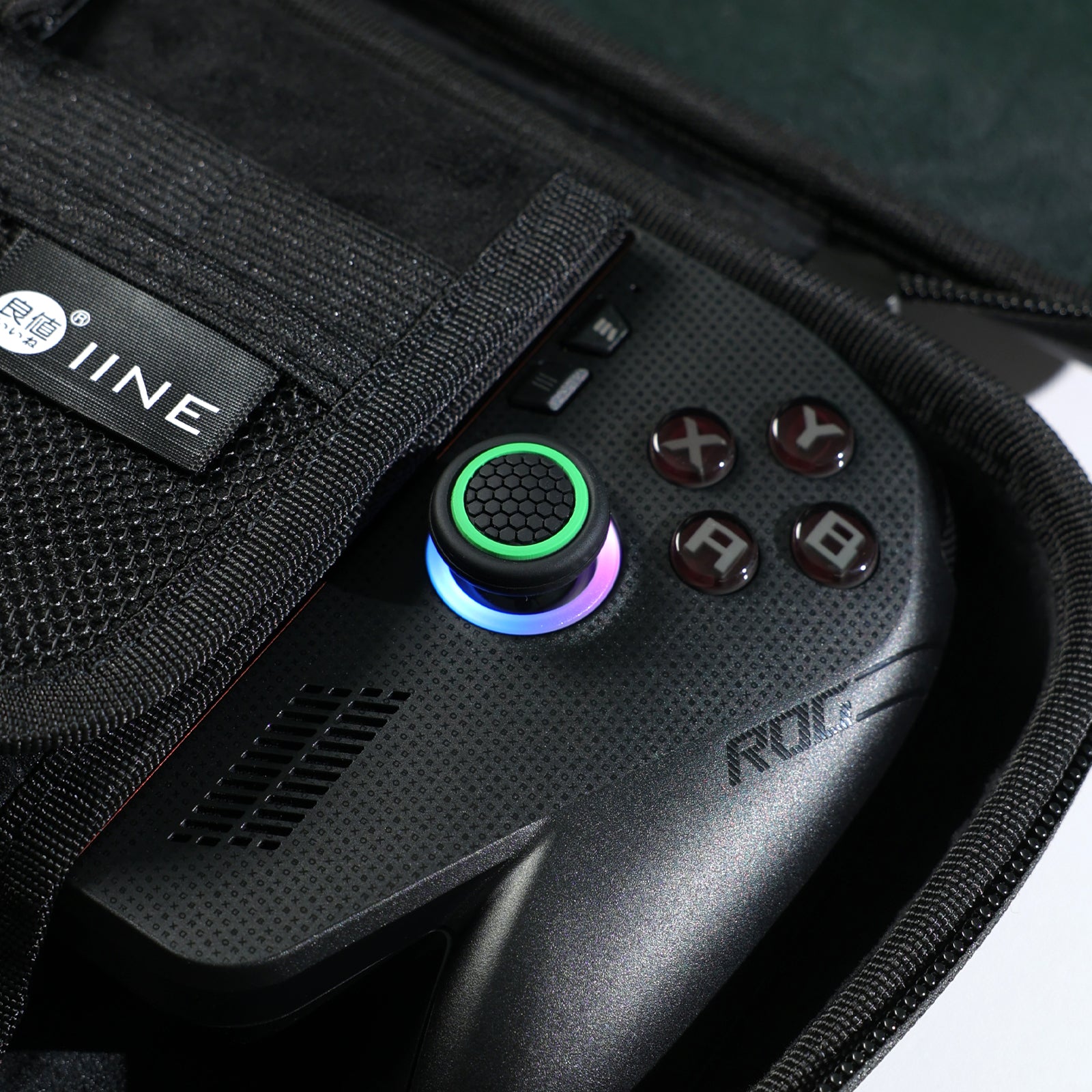 IINE Accessories for ROG Xbox Ally X /Carrying Storage Bag /HD&Anti-Blue Light Tempered Glass Screen Protector /Thumbstick Grip