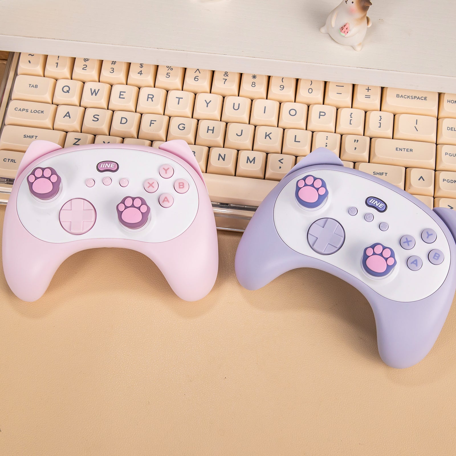 IINE Meow Kitten Controller with Charging Dock | High-Density Hall Effect Joystick | IINE App Support