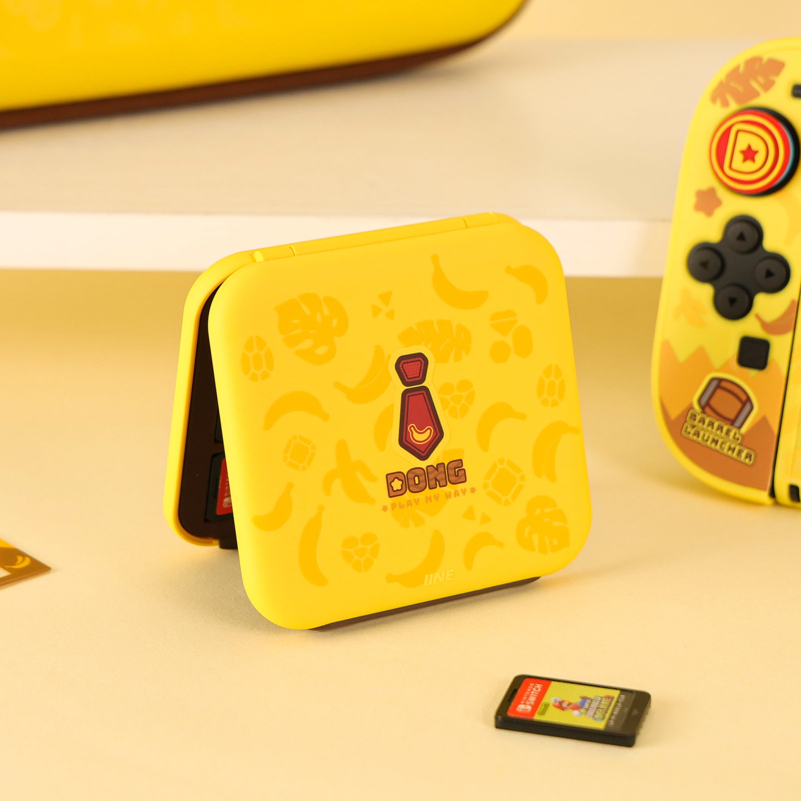 IINE Banana Hero Protective Case & Tempered Glass Film & Storage Bag & Game Card Case for Switch 2